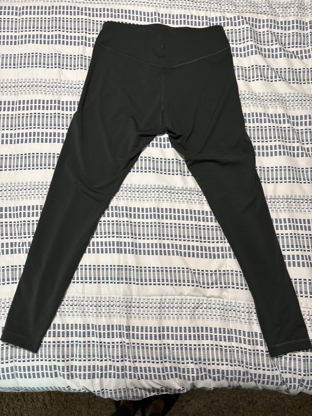 Lululemon Forest Green Leggings size 12